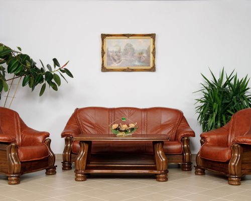 Elegant Prestige Traditional Country Sofas Real Leather or Fabric